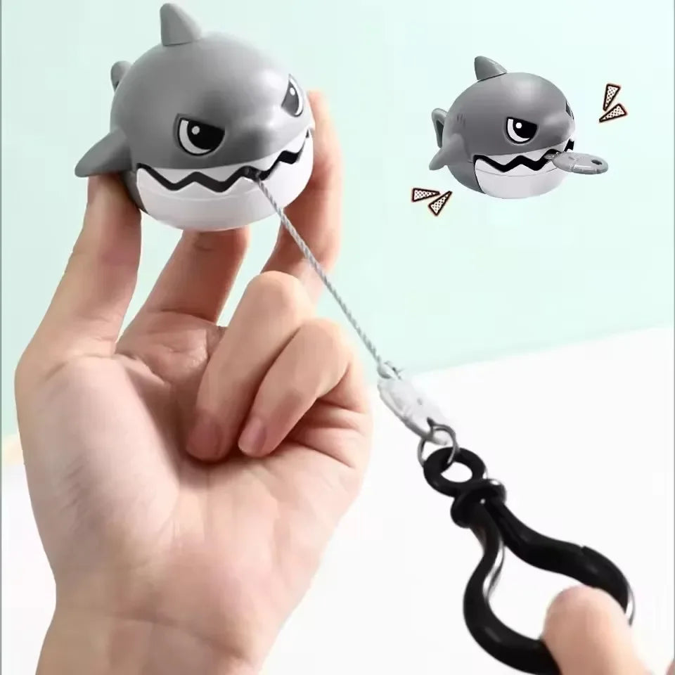 Pull Line Nibbling Shark Keychain – Cute Cartoon Bag Pendant Novelty Keychain P3