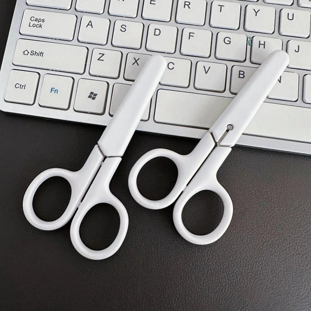 Kids Safety Scissors with Lid – Stainless Steel White Kids Safety Scissors P3