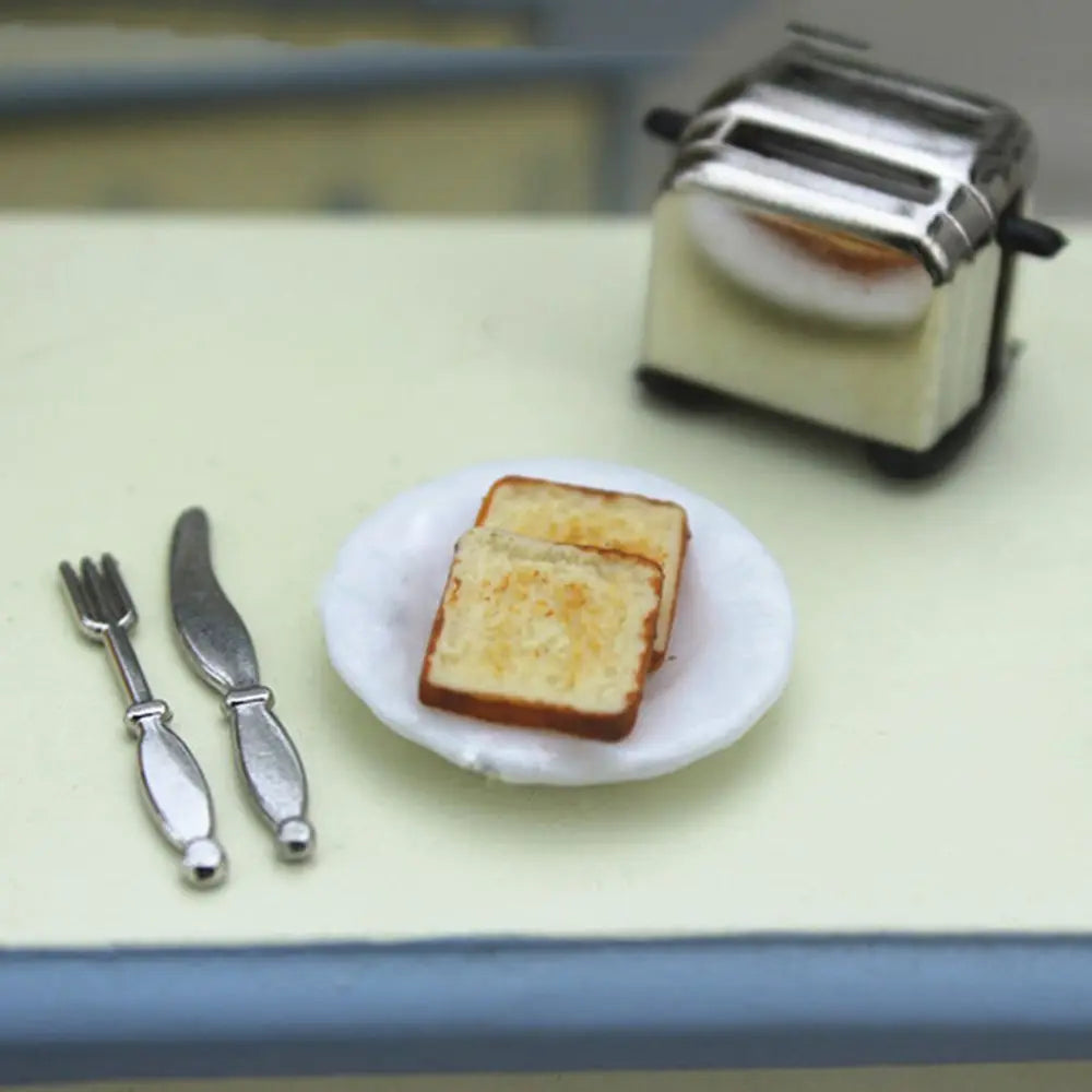 Miniature Dollhouse Toaster Set | 1:12 Kitchen Toy with Bread Dollhouse Miniature P3