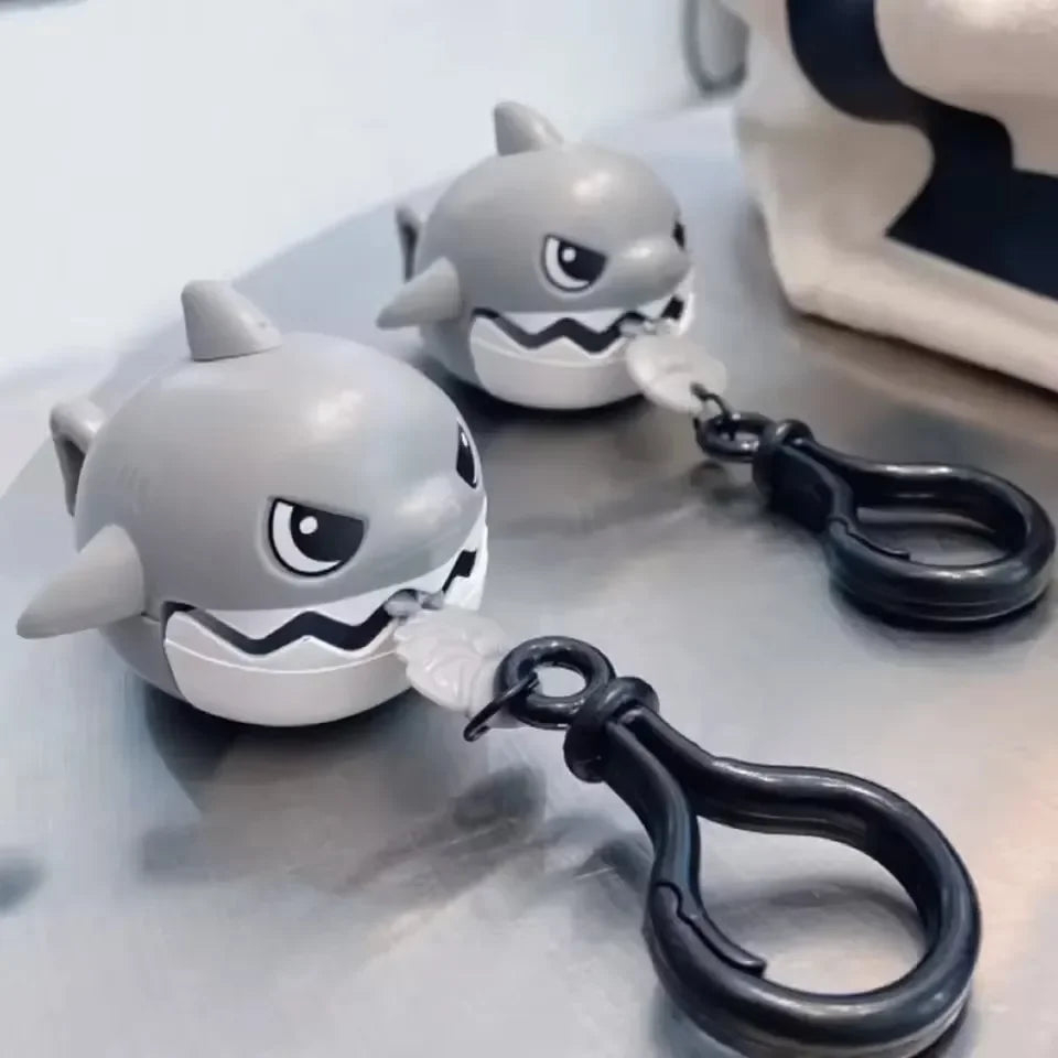 Pull Line Nibbling Shark Keychain – Cute Cartoon Bag Pendant Novelty Keychain P3