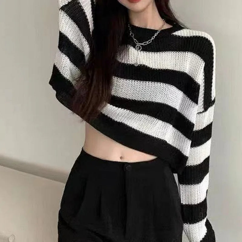 PTKPCC Korean Striped Cropped Knit Sweater – Women's Oversized Cropped Knit Sweater P3 WHITE S
