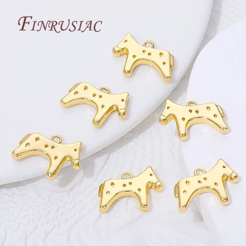 18K Gold Plated Brass Horse Charms 20x14mm – Jewelry Findings Jewelry Charm Finding P3