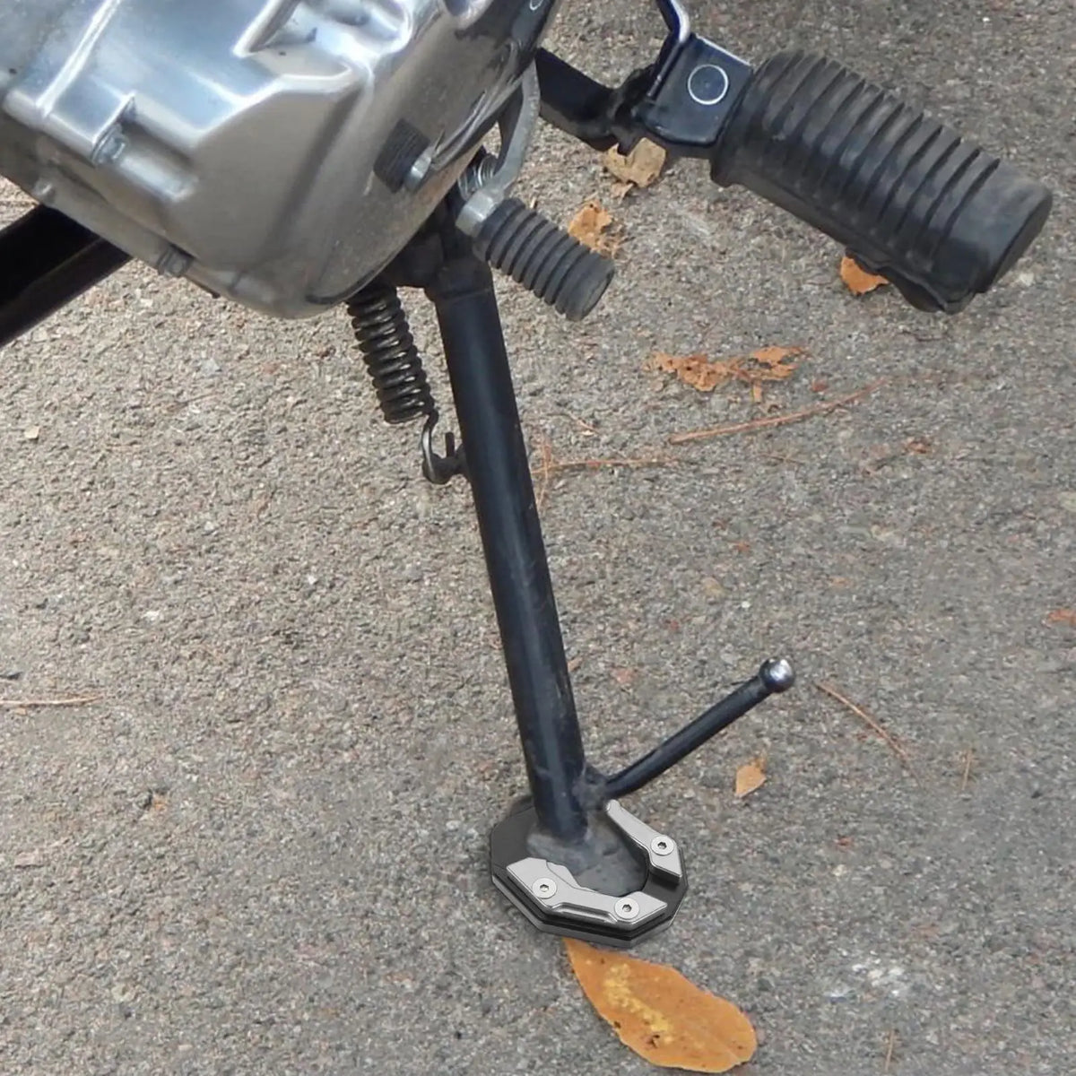 Motorcycle Kickstand Extension Pad – Aluminum Side Stand Plate Kickstand Extension Pad P3