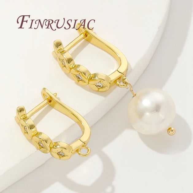 18K Gold Plated CZ Square Huggie Hoop Earrings – DIY Findings Huggie Hoop Earrings P3