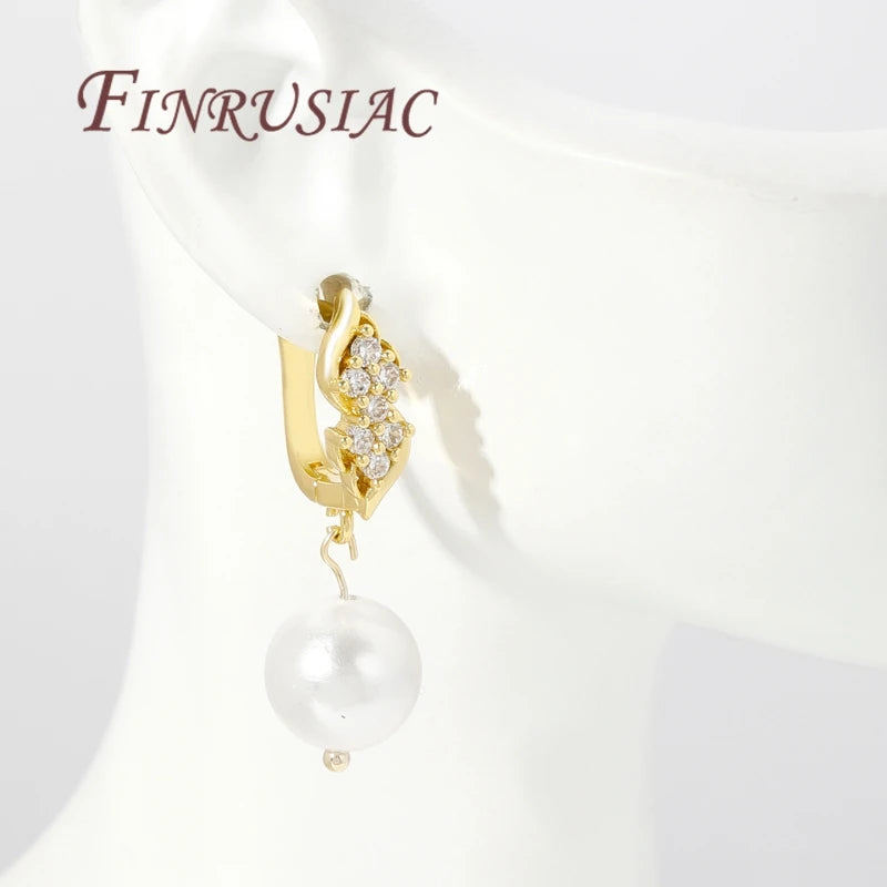 18K Gold Plated CZ Square Huggie Hoop Earrings – DIY Findings Huggie Hoop Earrings P3